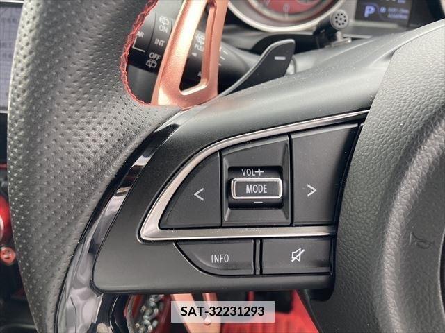 Suzuki SWIFT 2017-09 376542-29