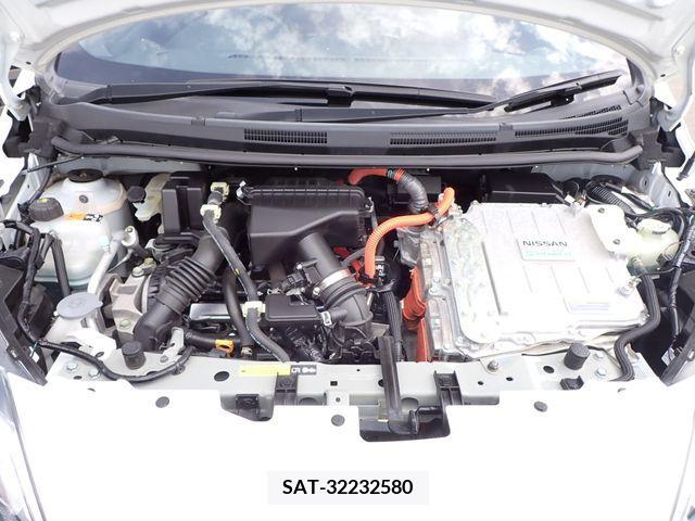 Nissan NOTE 2019-04 334838-21
