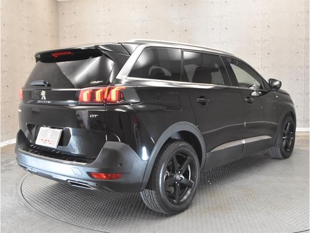 Peugeot 5008 2021-08 188880-1