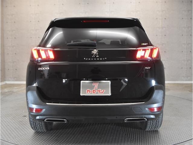 Peugeot 5008 2021-08 188880-12