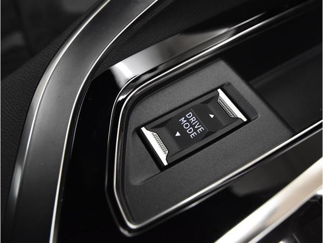 Peugeot 5008 2021-08 188880-27