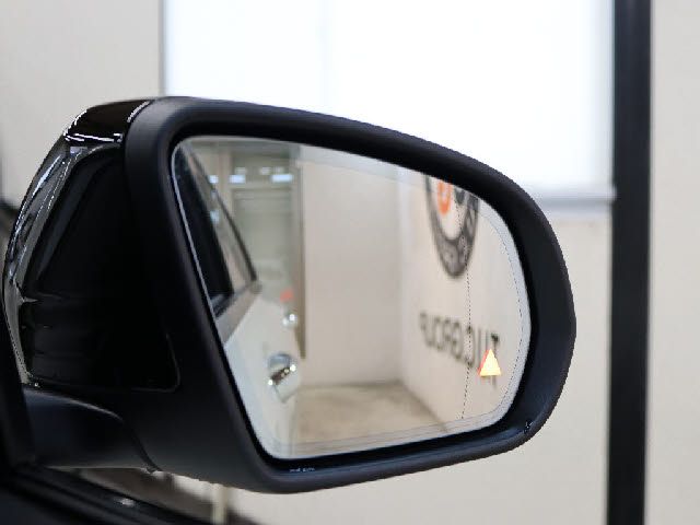 Amg C-CLASS 2018-08 25226-8