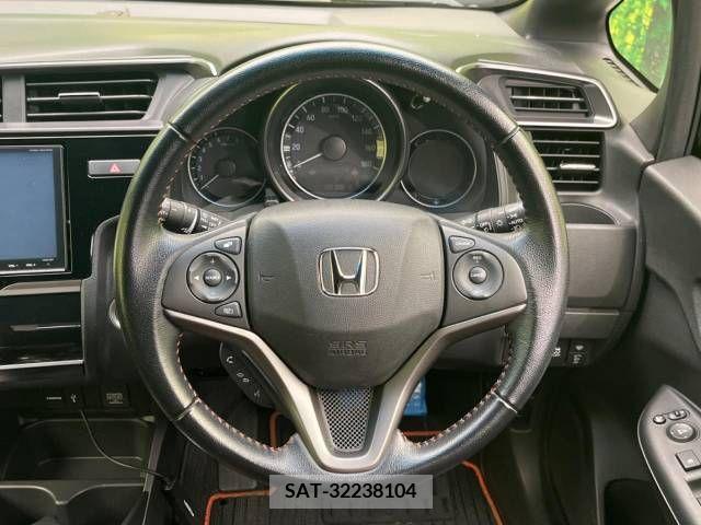 Honda FIT 2017-11 269516-11