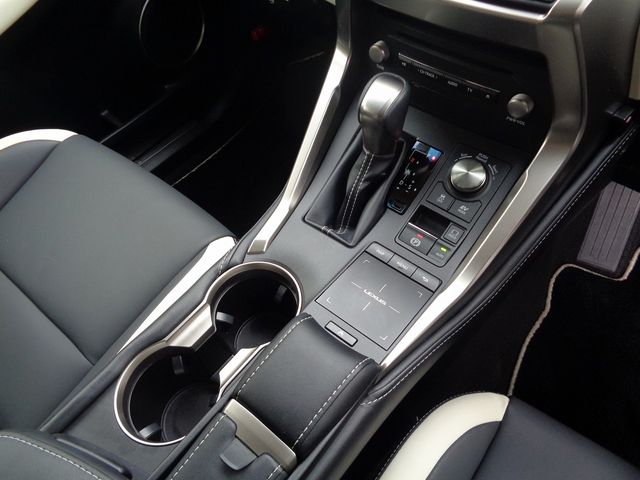 Lexus NX 2018-10 22790-16