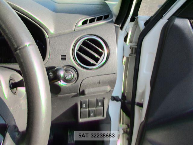 Nissan ROOX 2011-06 202247-14