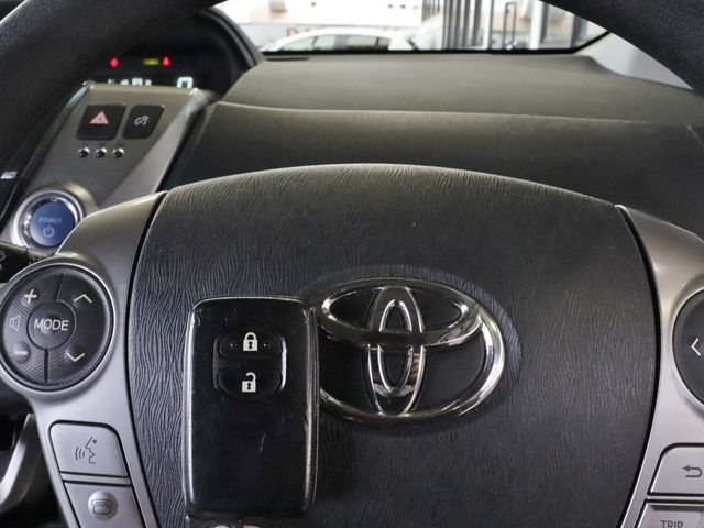 Toyota PRIUS ALPHA 2015-06 29259-12