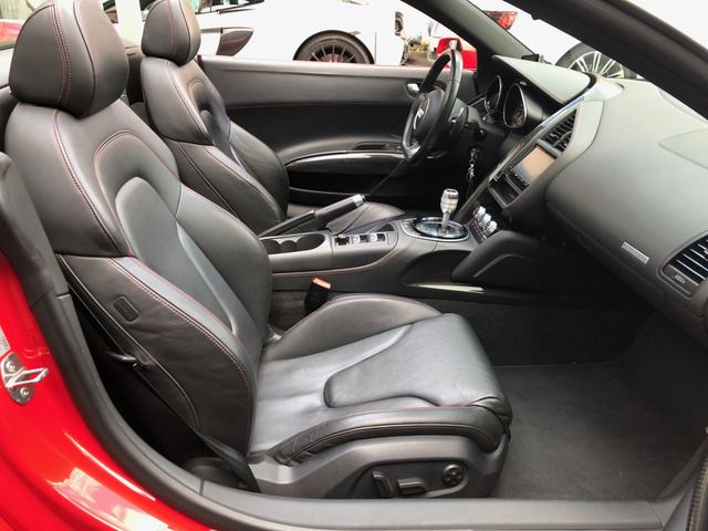 Audi R8 2013-03 189524-2