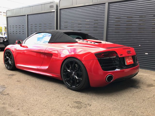 Audi R8 2013-03 189524-1