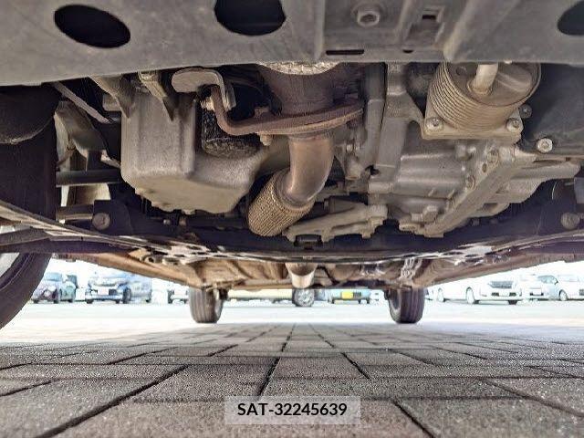 Suzuki X BEE 2018-02 236779-24