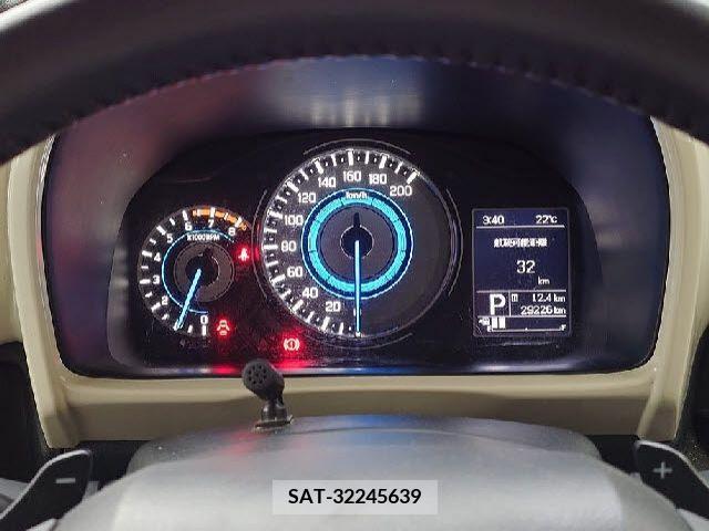 Suzuki X BEE 2018-02 236779-7