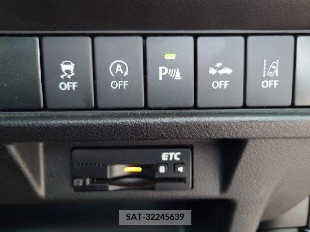 Suzuki X BEE 2018-02 236779-14