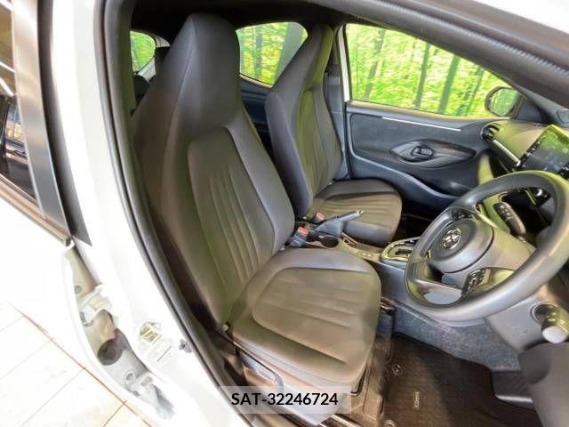 Toyota YARIS 2023-07 371416-8