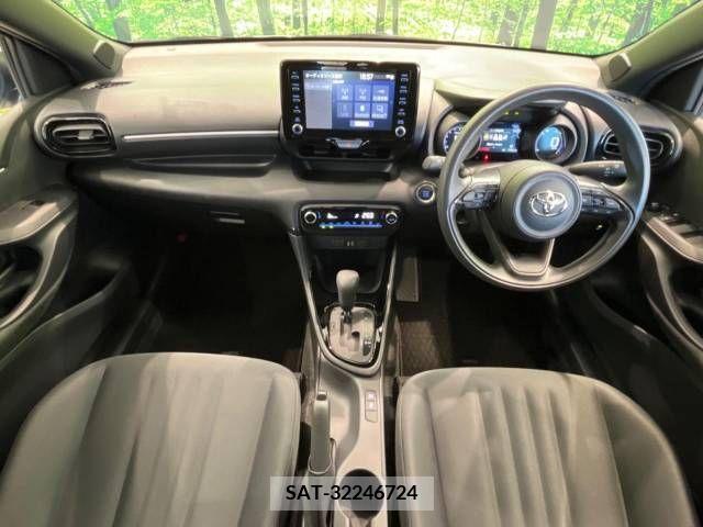 Toyota YARIS 2023-07 371416-1