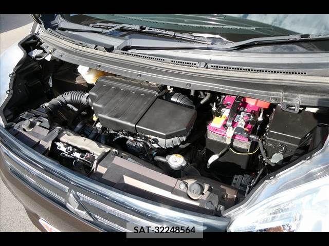 Mitsubishi EK SPACE 2016-12 207445-12