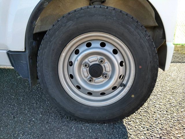 Suzuki CARRY TRUCK 2012-12 15760-8