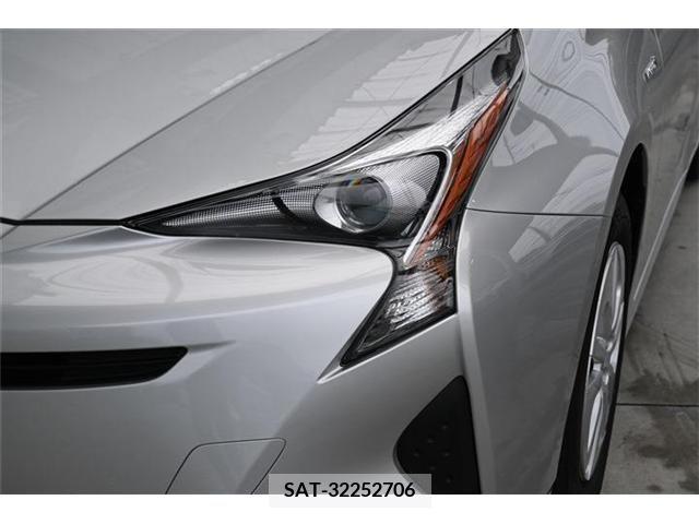 Toyota PRIUS 2018-05 385926-17