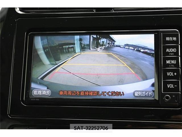 Toyota PRIUS 2018-05 385926-12