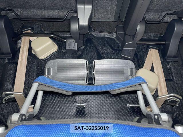 Toyota SIENTA 2017-02 285004-7