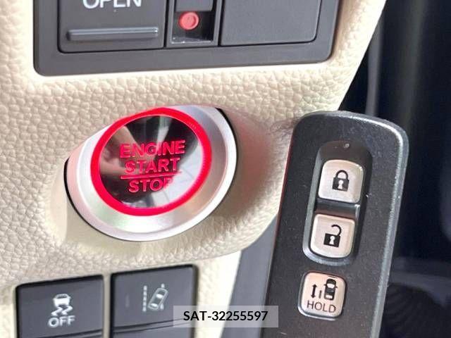 Honda N BOX CUSTOM 2019-09 345939-7