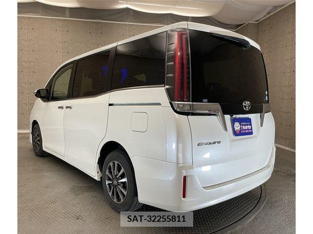 Toyota ESQUIRE 2018-09 347602-24