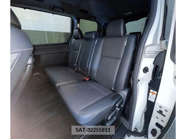 Toyota ESQUIRE 2018-09 347602-6