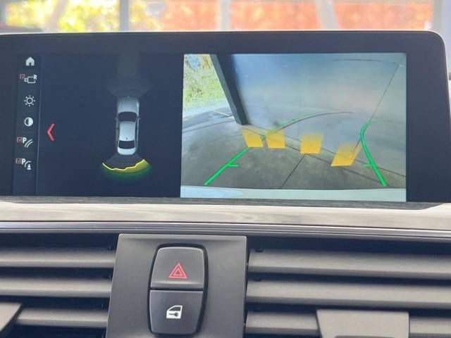 Bmw 3 SERIES 2018-03 182344-4