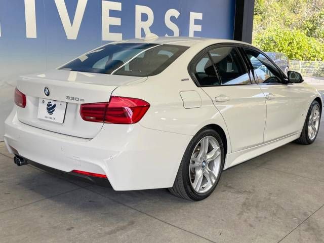 Bmw 3 SERIES 2018-03 182344-17