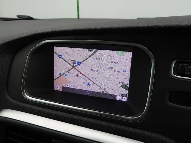 Volvo V40 2019-10 186782-4