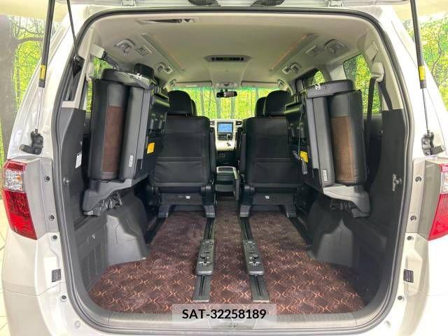 Toyota ALPHARD 2013-07 331169-11