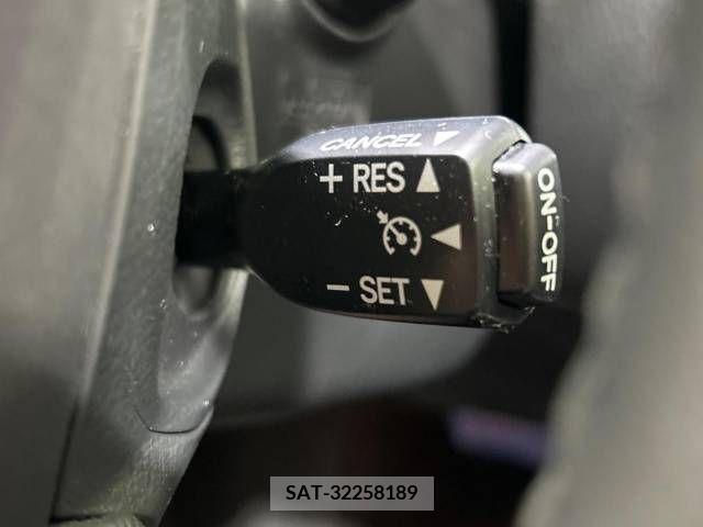 Toyota ALPHARD 2013-07 331169-7