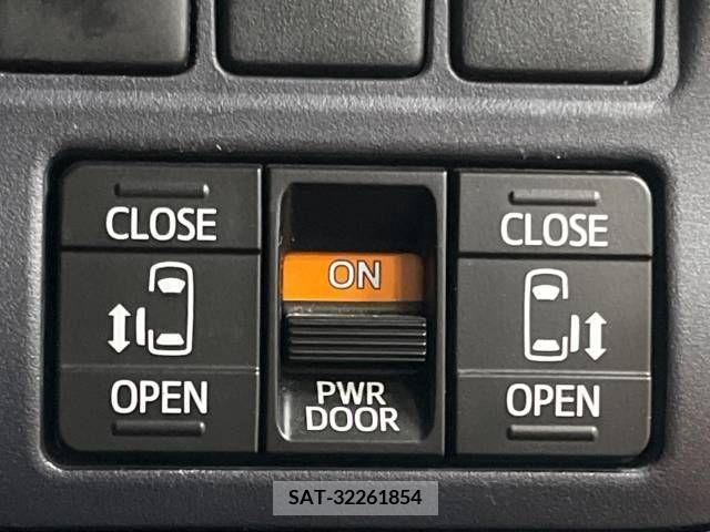 Toyota VOXY 2015-01 289936-4