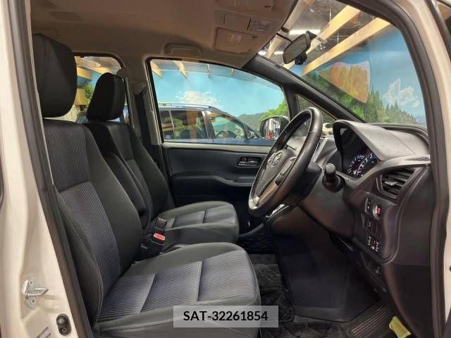 Toyota VOXY 2015-01 289936-7