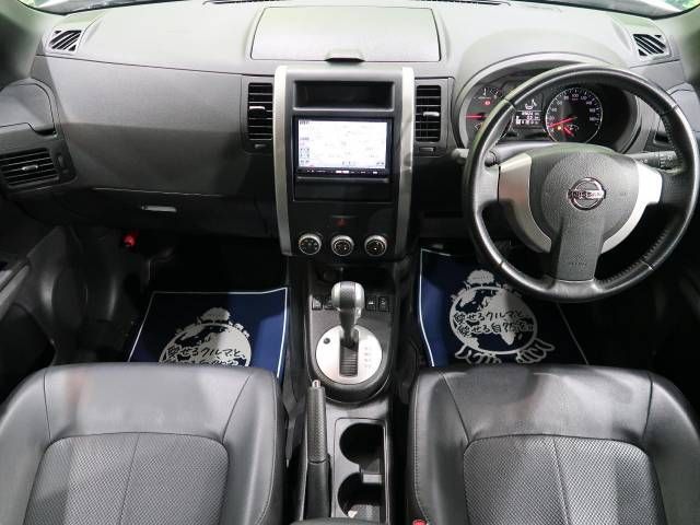 Nissan X-TRAIL 2011-03 6184-1