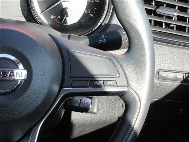 Nissan X-TRAIL 2018-09 7228-13