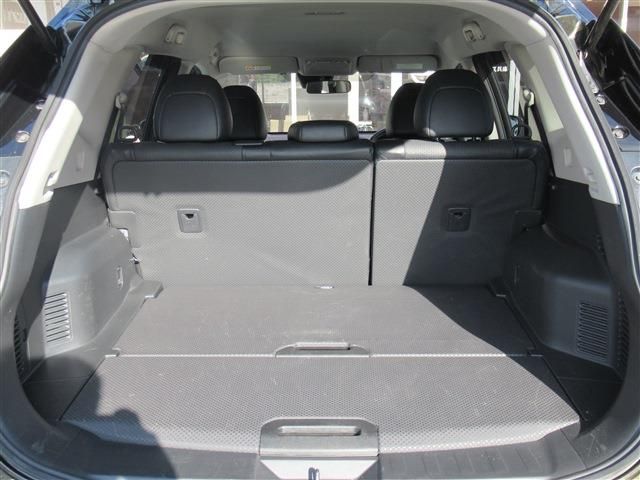 Nissan X-TRAIL 2018-09 7228-22