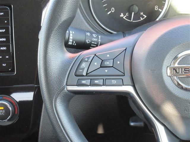 Nissan X-TRAIL 2018-09 7228-12