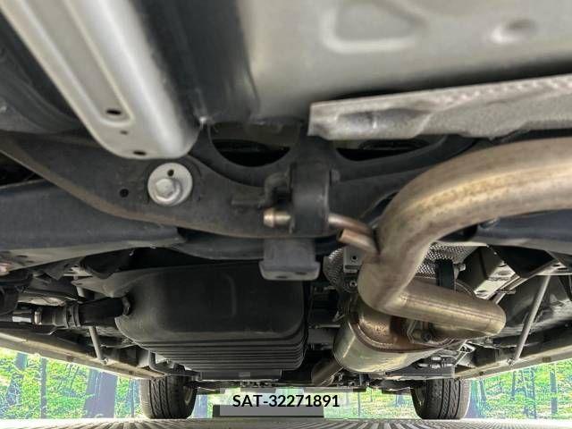 Toyota VELLFIRE 2018-05 287897-18