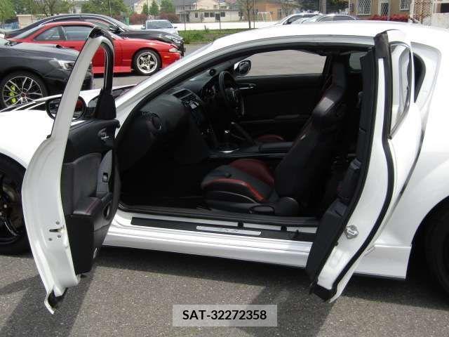 Mazda RX-8 2012-11 283900-17