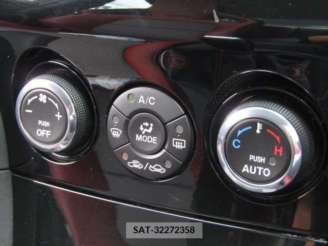 Mazda RX-8 2012-11 283900-13