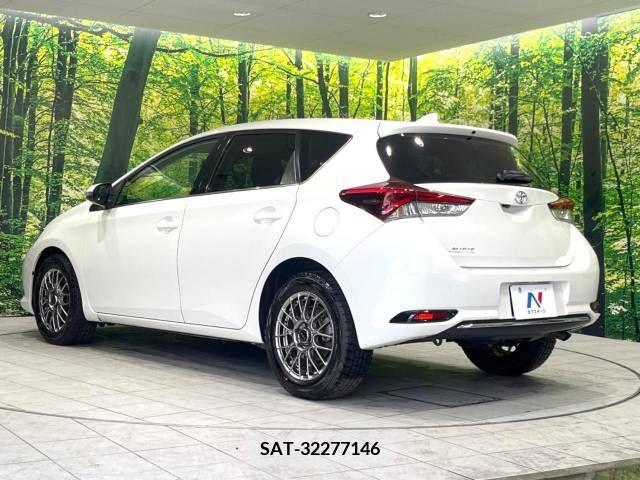 Toyota AURIS 2015-08 350113-17