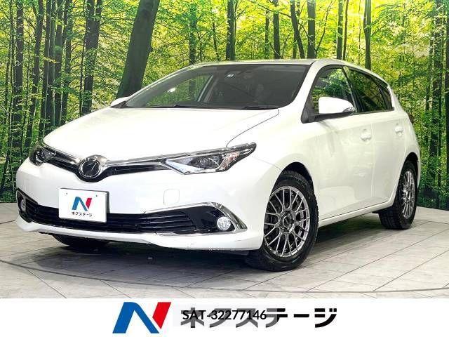 Toyota AURIS 2015-08 350113-0