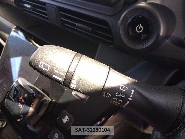 Mitsubishi EK X 2022-06 211951-16