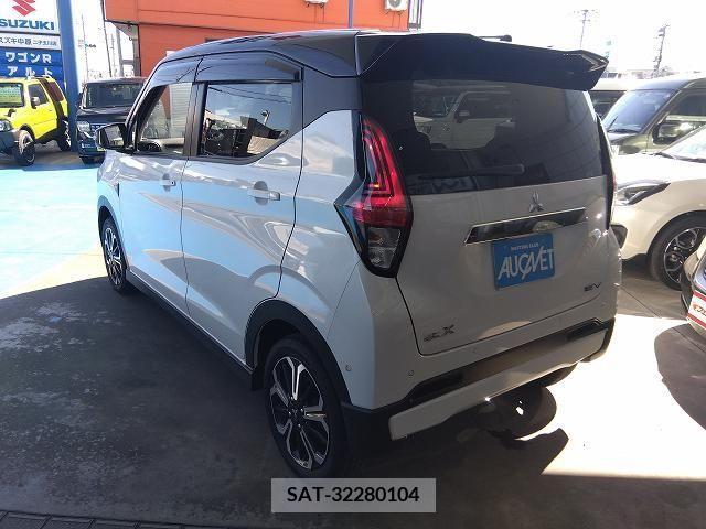 Mitsubishi EK X 2022-06 211951-6