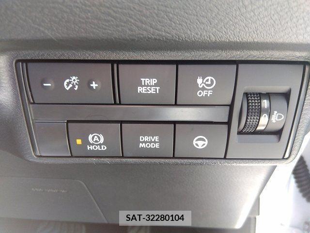 Mitsubishi EK X 2022-06 211951-11