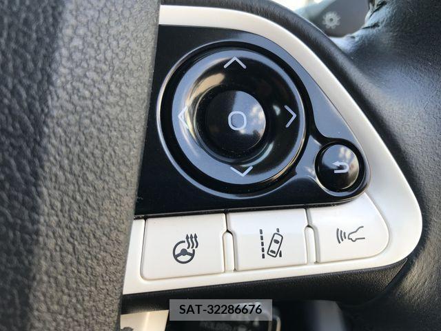 Toyota PRIUS PHV 2017-05 282565-23