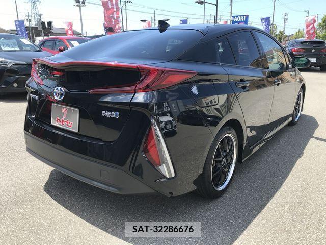 Toyota PRIUS PHV 2017-05 282565-2