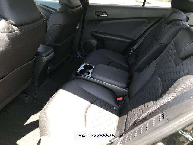 Toyota PRIUS PHV 2017-05 282565-16