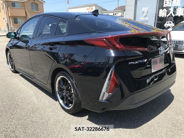 Toyota PRIUS PHV 2017-05 282565-7