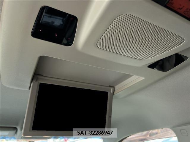 Nissan ELGRAND 2010-11 201213-5