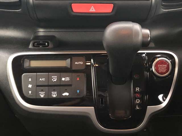 Honda N BOX 2016-08 8340-18